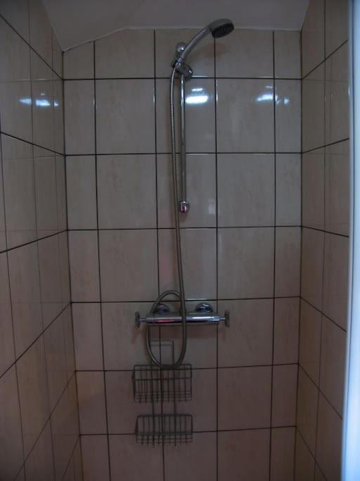 Must See, Quality 1 Bed, Romford, 20 Mins C.London Exterior photo